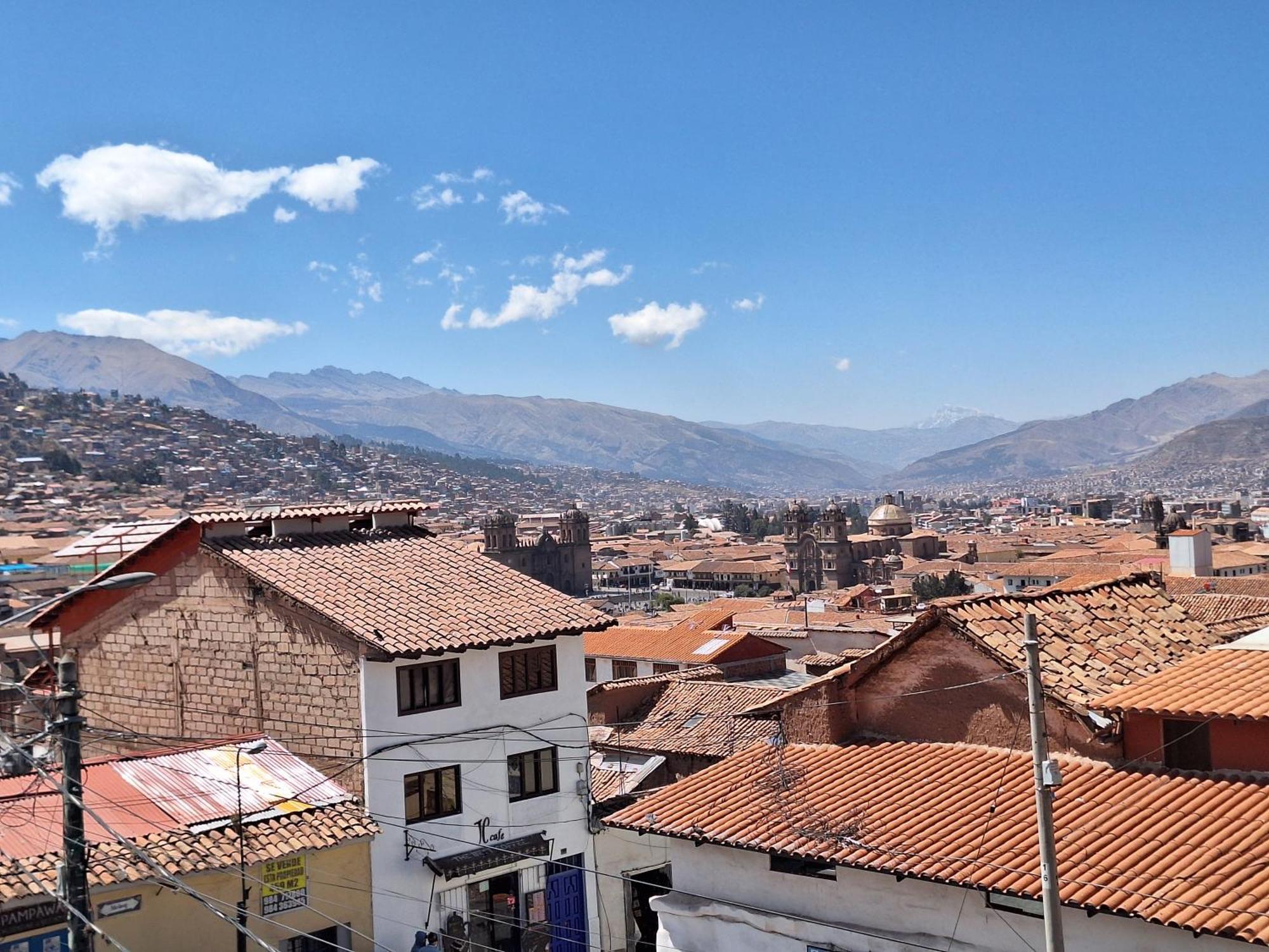 Intro Hostels Cusco Exterior photo